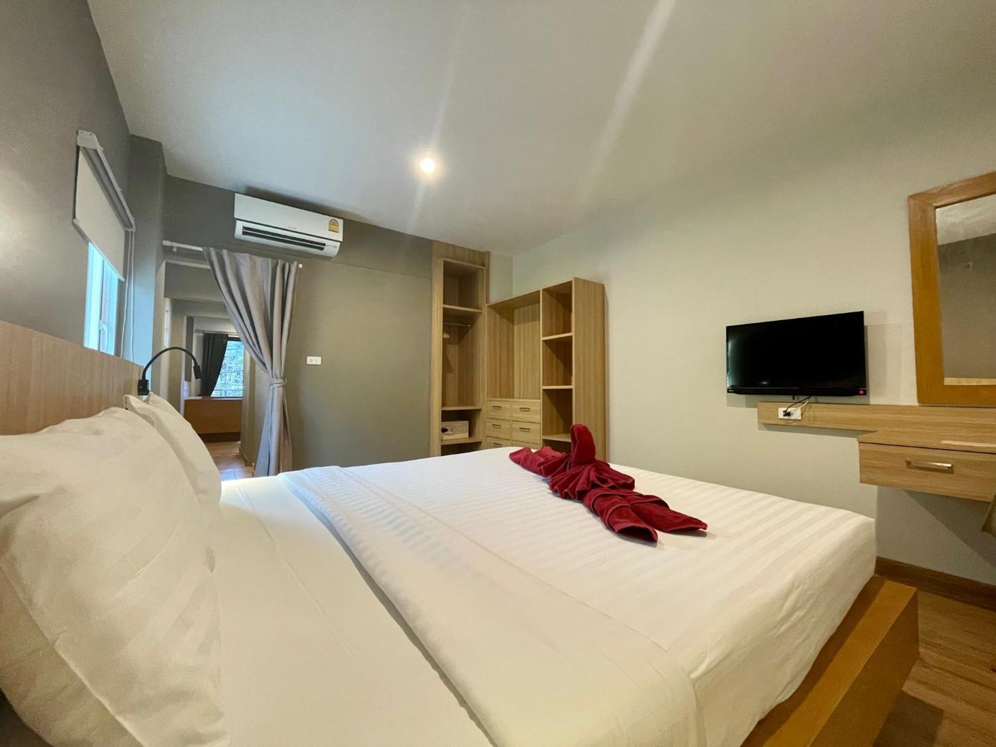 Room Actually Service Apartment Karon Buitenkant foto
