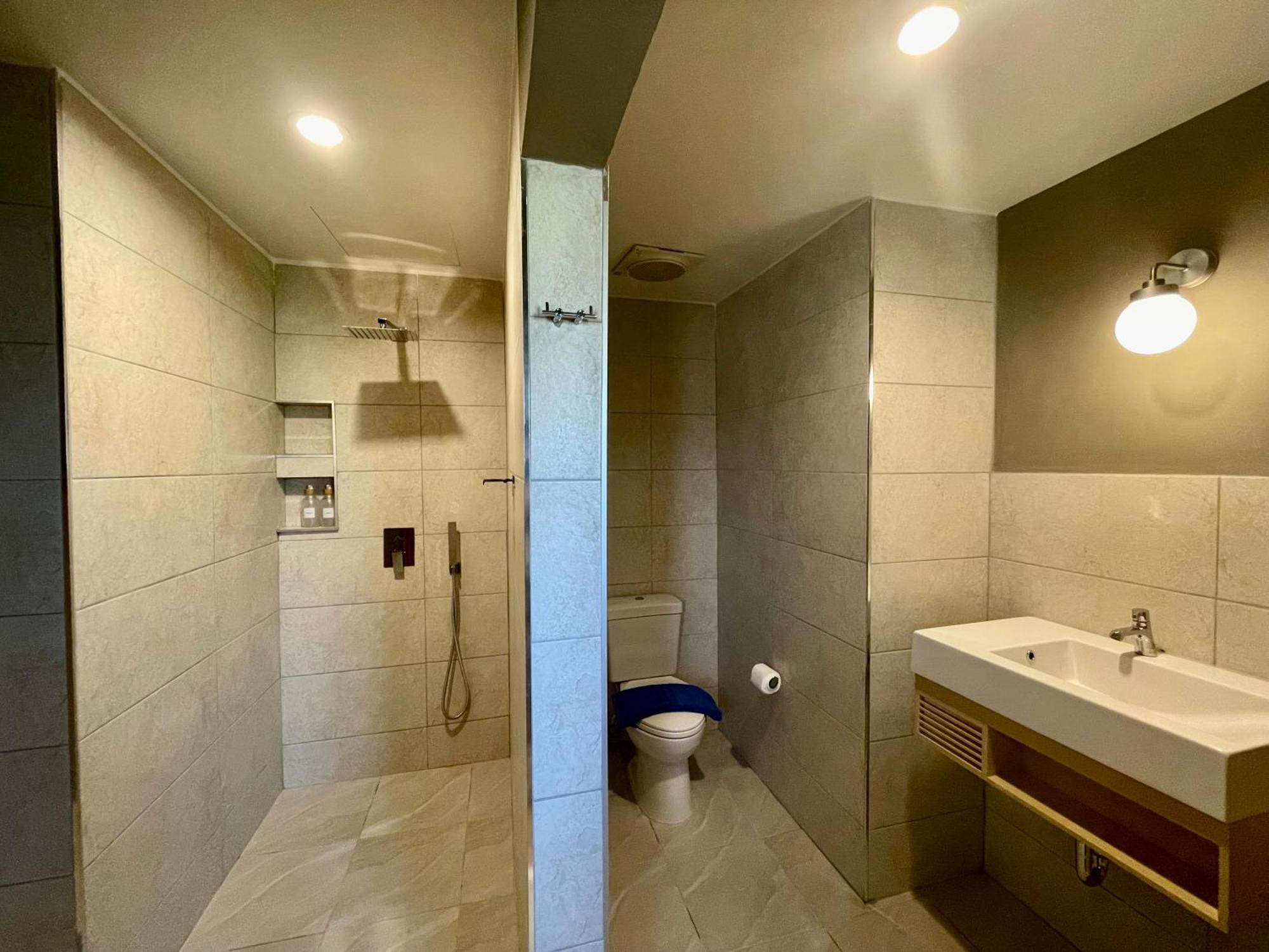 Room Actually Service Apartment Karon Buitenkant foto