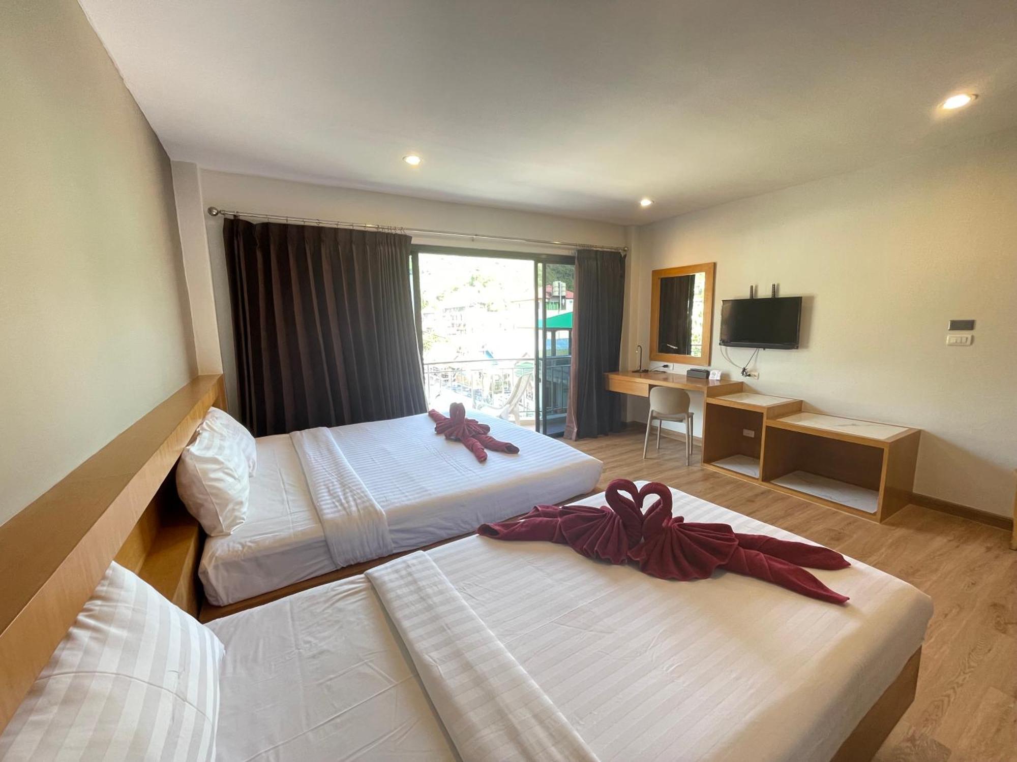 Room Actually Service Apartment Karon Buitenkant foto